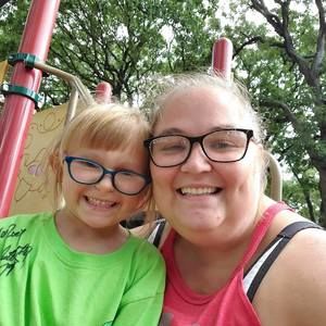 Meet your Posher, Stacy